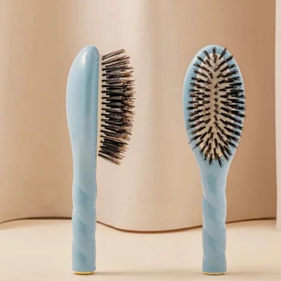 La Bonne Brosse No. 1 Small Hair Brush In Light Blue with Velvet Pouch, EUC - Picture 9 of 9